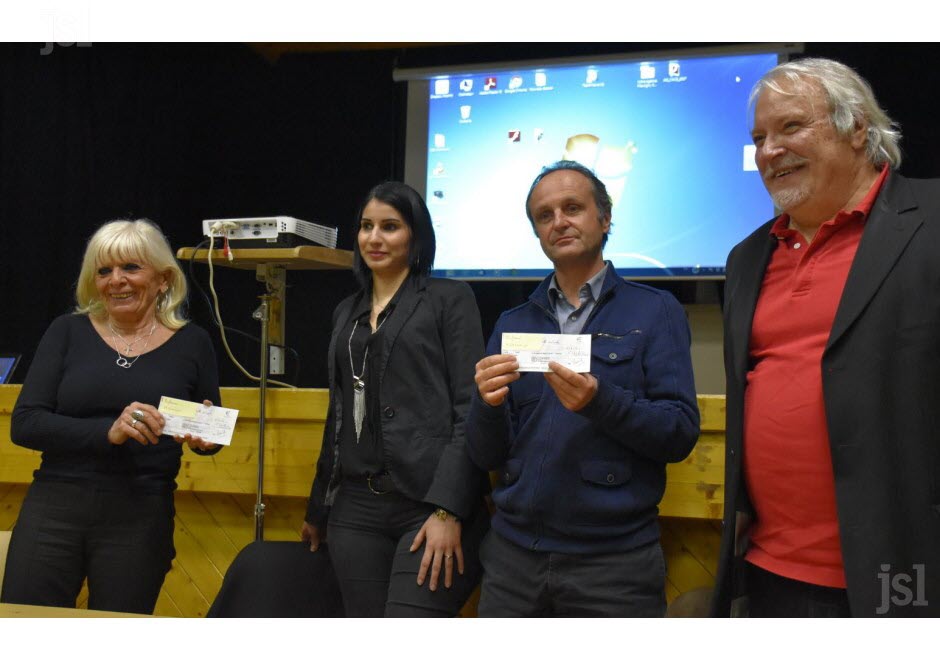 fidele-a-l-assemblee-generale-du-defi-anthony-le-professeur-yves-bertrand-de-l-ihop-de-lyon-a-1488050279