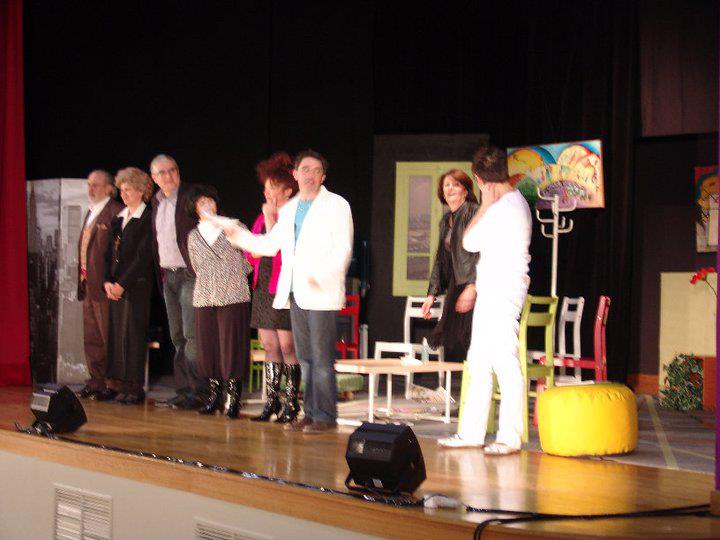 301273_279987312012660_857954321_n