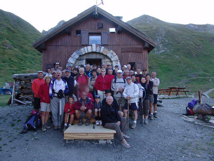 302355_278725292138862_1154494004_n